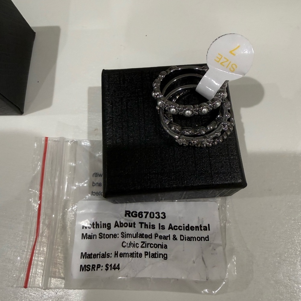 Hematite Plated Simulated Pearl & Diamond Ring Set